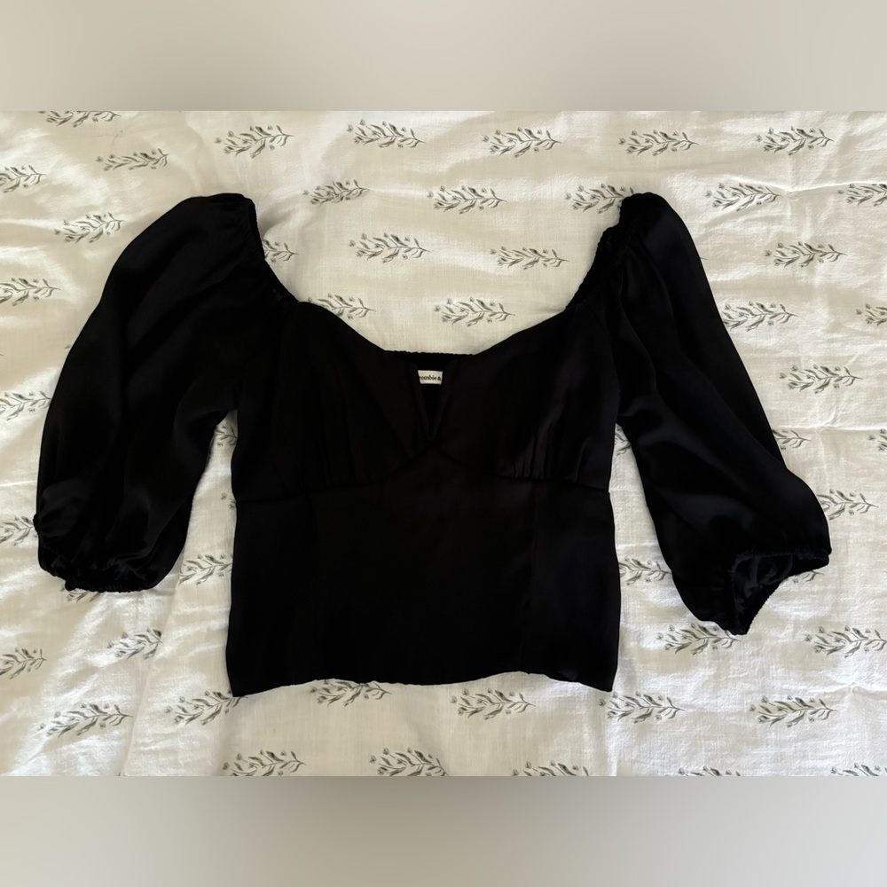 Abercrombie & Fitch Notch-neck Top
